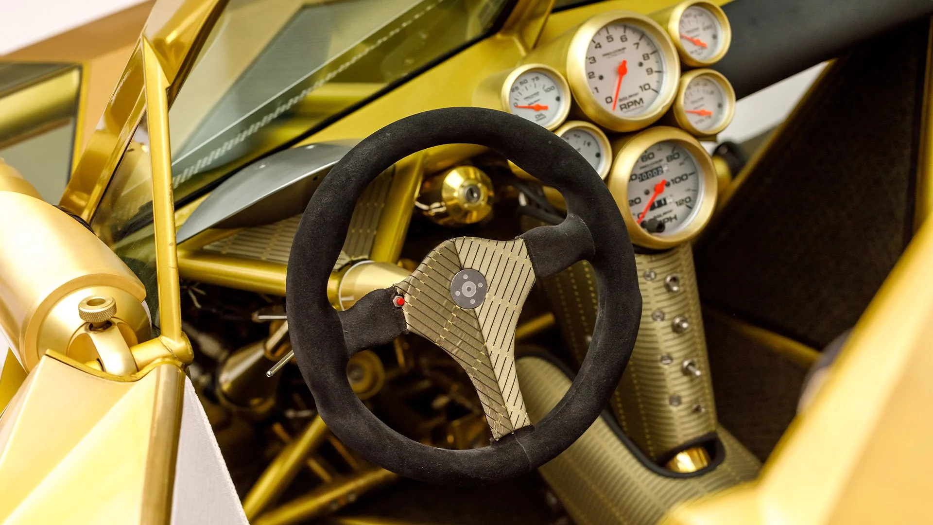 2002 XENO III — Petersen Automotive Museum